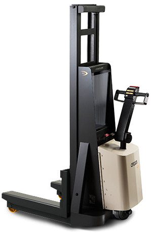 Straddle-Walkie-Stacker